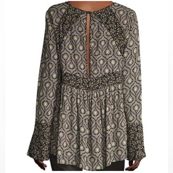 Free People Rolling Hills V neck tunic. Medium. Excellent used condition. - Picture 2 of 11